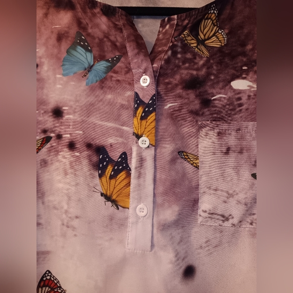 Boho Butterfly Tops Bundle | Long Sleeve Tunic Blouses | Relaxed Fit L–XL - Picture 4 of 16